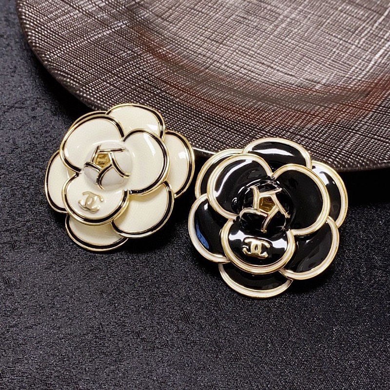 C A E Jewelry · 3