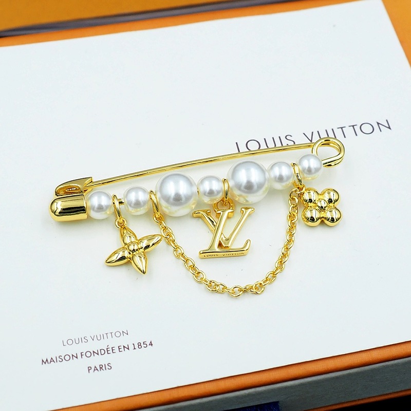 L Jewelry 2