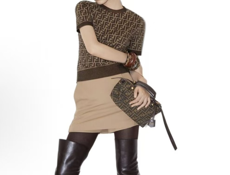 F D T-shirt Sweater Woman · 3