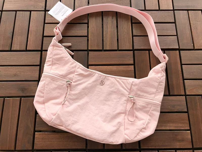 L Ul M N Bag 11