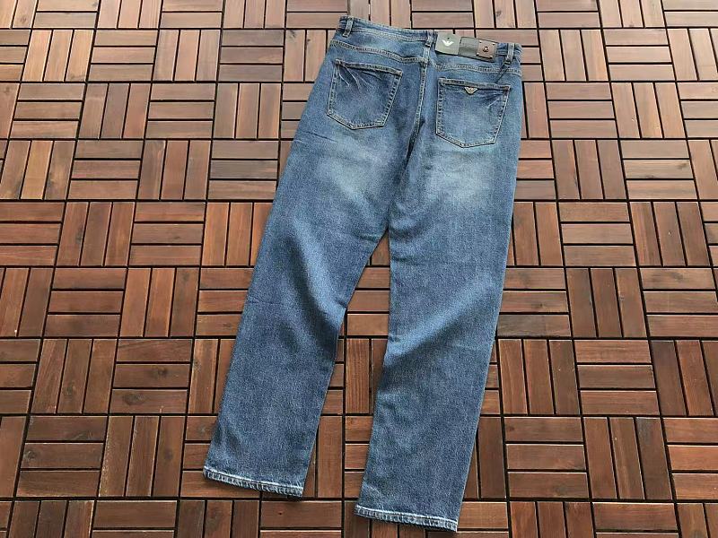 E P R A M N Jeans · 6