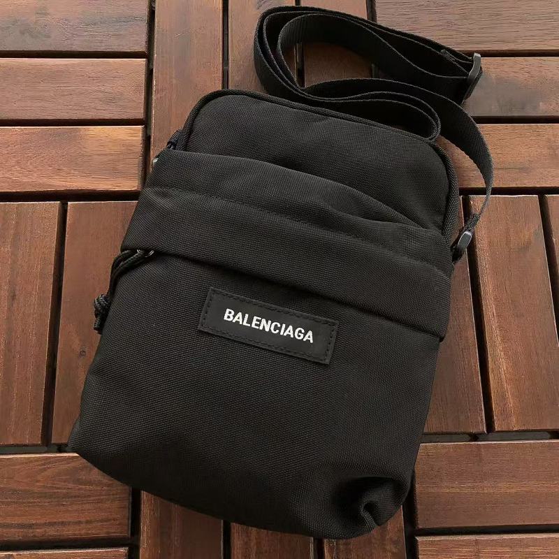 B L Ia A Bag 2