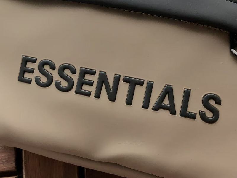 Essentials Bag 6