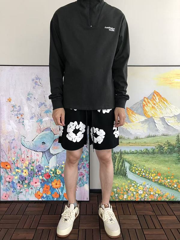 Acne Stuidios Sweater · 3