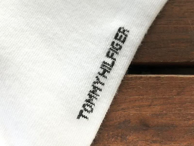 T H R Socks 8