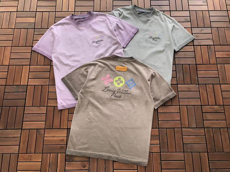 L T-shirt · 6