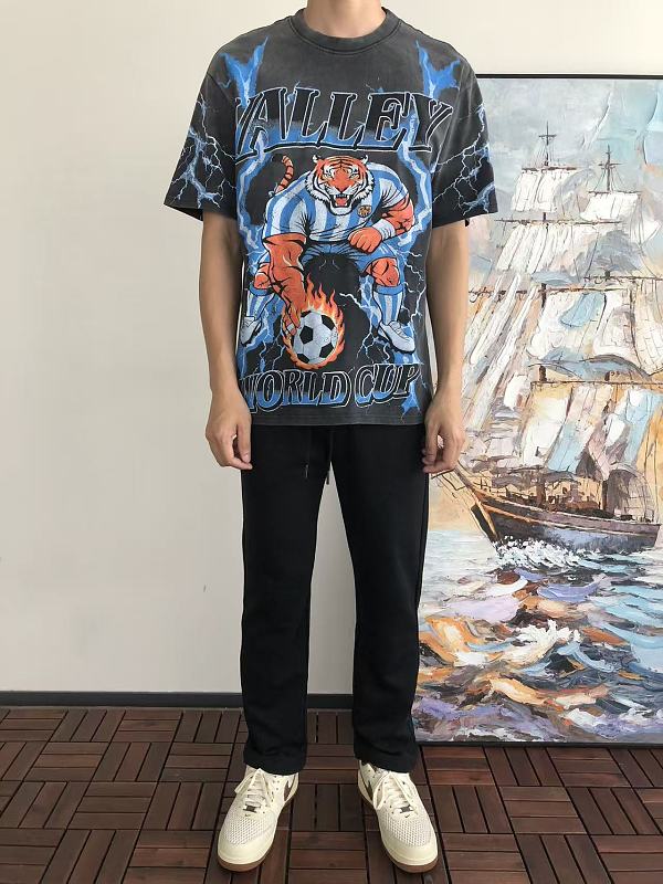 Va L Y T-shirt · 4