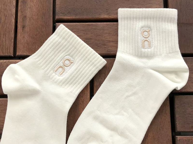 On Ru I G Socks 6