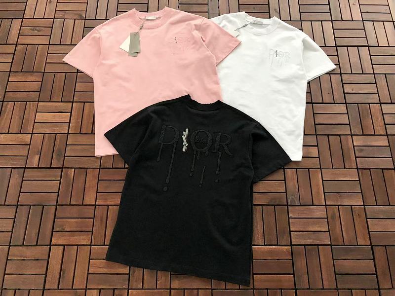 D O T-shirt · 6