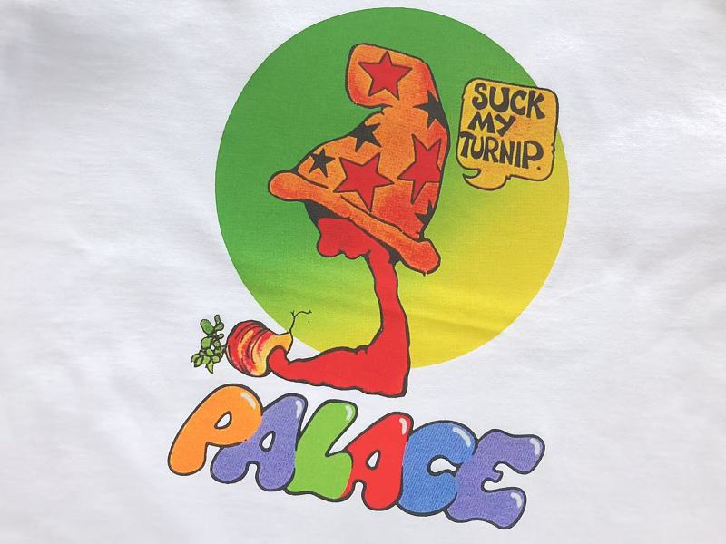 P La E T-shirt 11