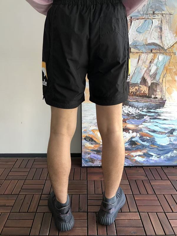 R U E Shorts · 4