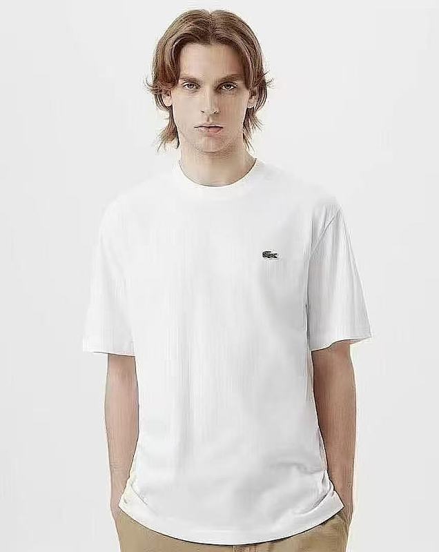 L C St T-shirt · 3