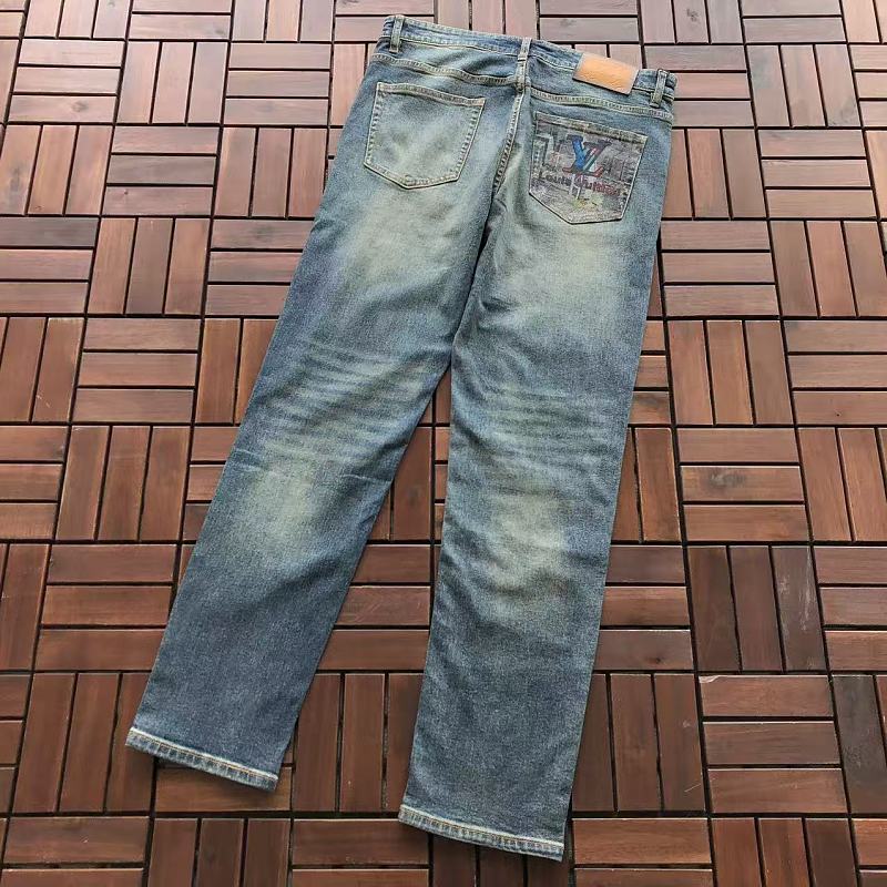 L Jeans · 5