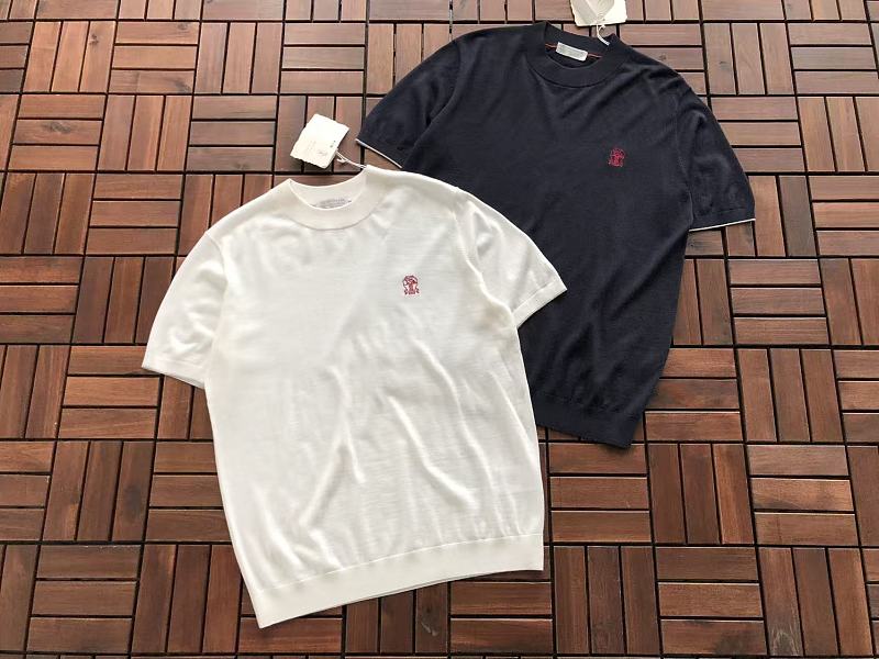 Br N L O C Ci L I T-shirt Sweater · 6