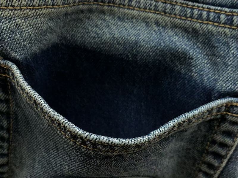 M R Jeans 11