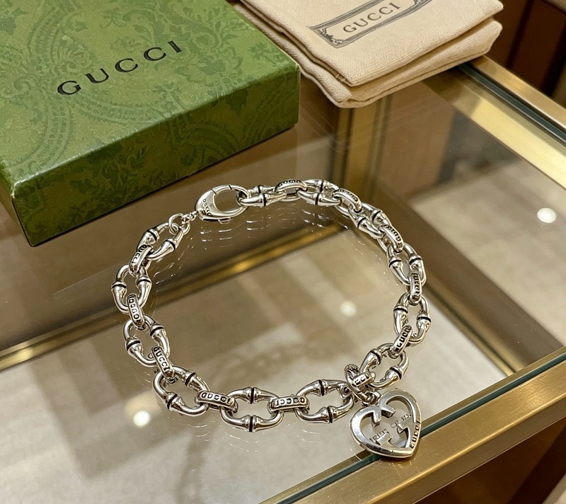 G C I Jewelry 8