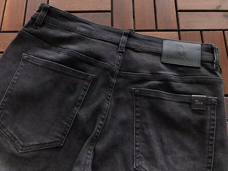 D O Jeans · 6