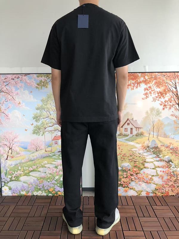 L T-shirt 4