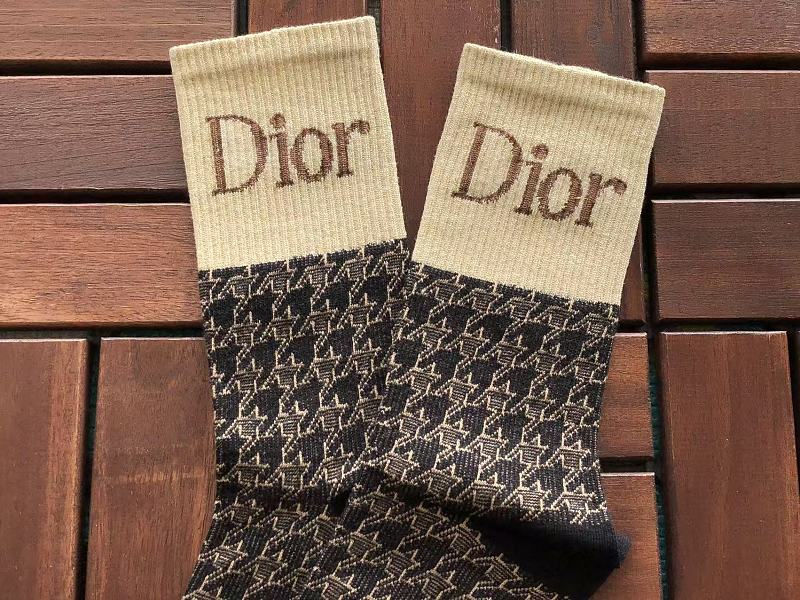 D O Socks · 6