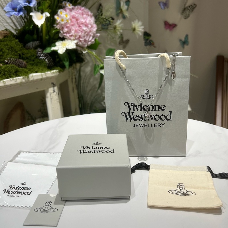Vivienne Westwood Jewelry 5