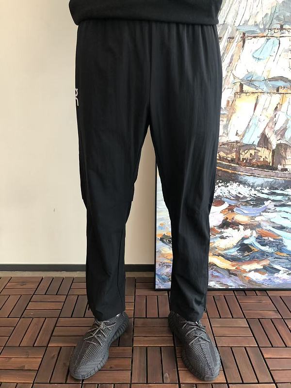 On Ru I G Trousers · 4