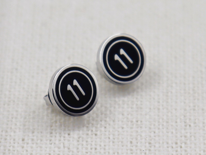M Is N M R Ie A Jewelry 2