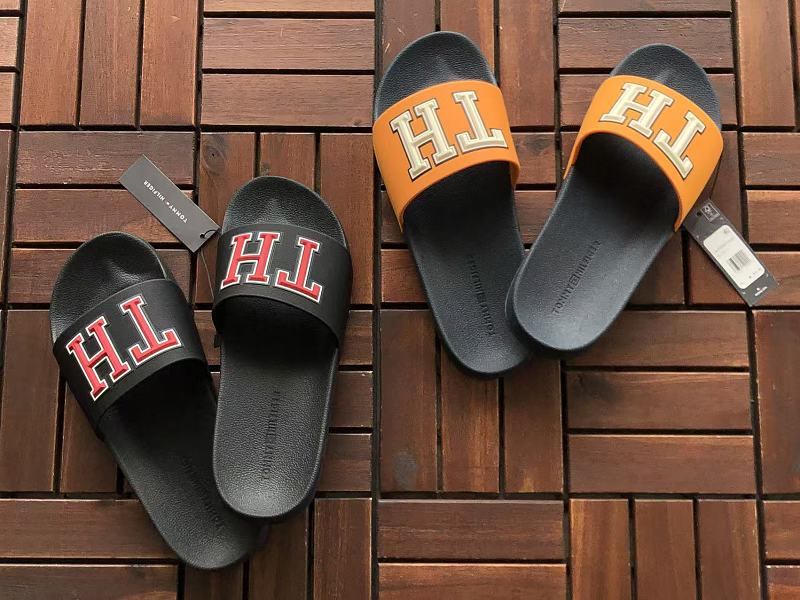 T H R Slippers · 4