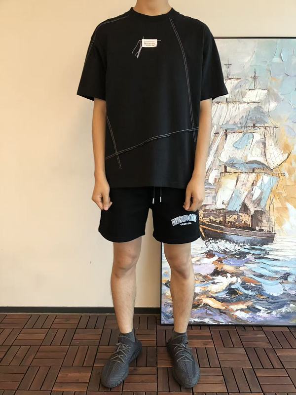 M Is N M R Ie A T-shirt · 3
