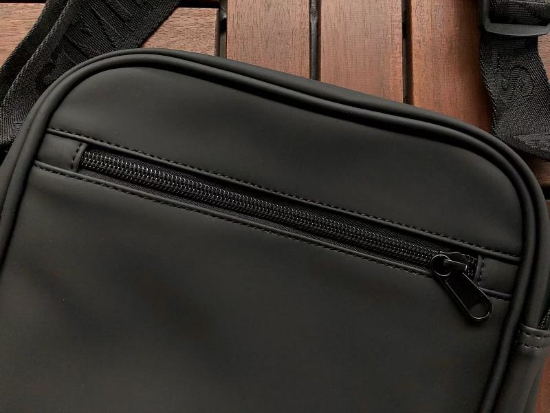 Essentials Bag 11