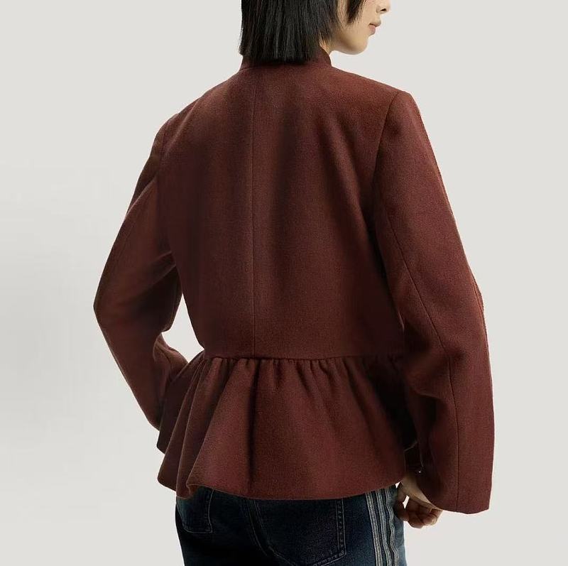 Di As Jacket Woman · 4