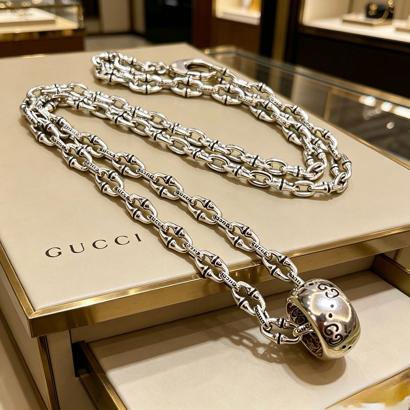 G C I Jewelry · 3