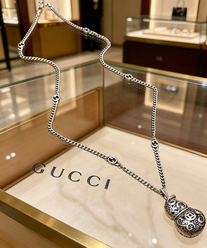 G C I Jewelry · 5