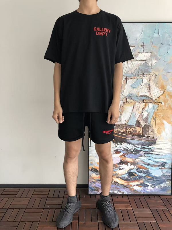 Gallery Dept T-shirt · 3