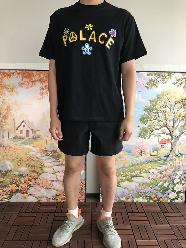 P La E T-shirt · 3