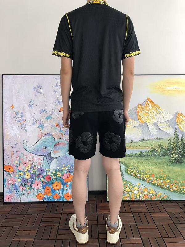 Football T-shirt · 3