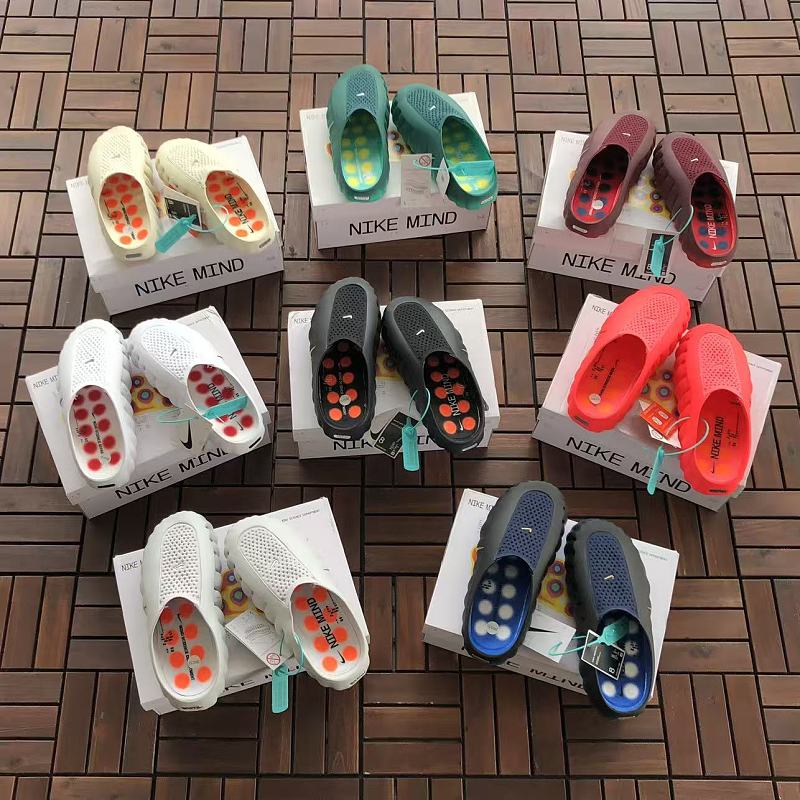 Nike Slippers 4