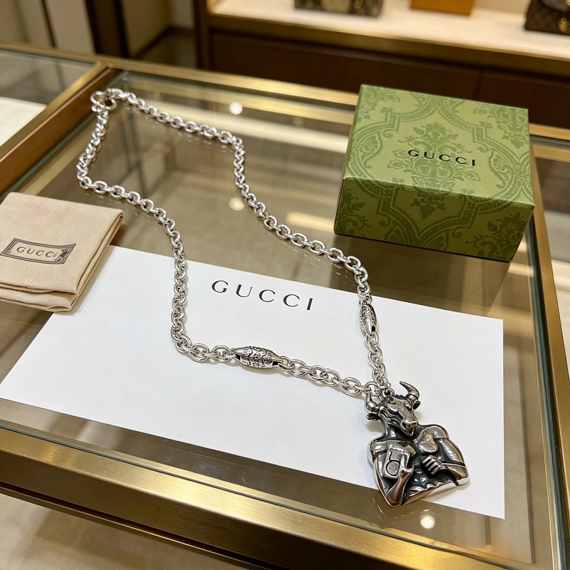 G C I Jewelry · 3