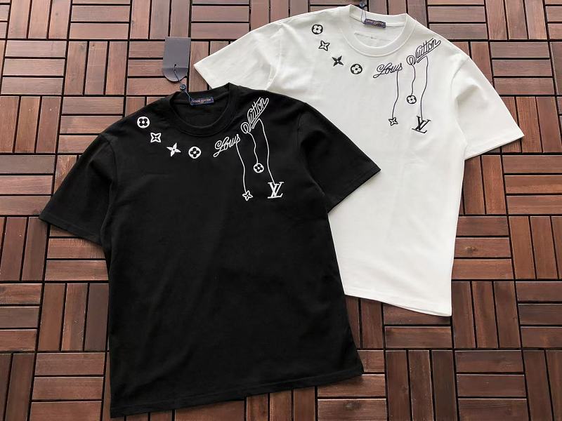 L T-shirt · 6