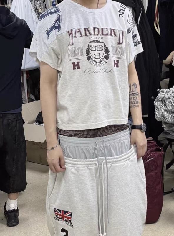 Fashion T-shirt · 3