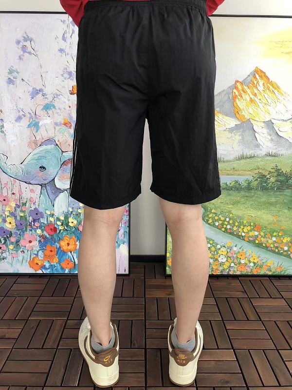 Di As Shorts · 4