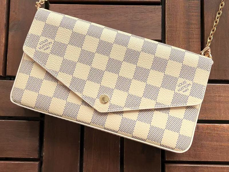L Bag · 4