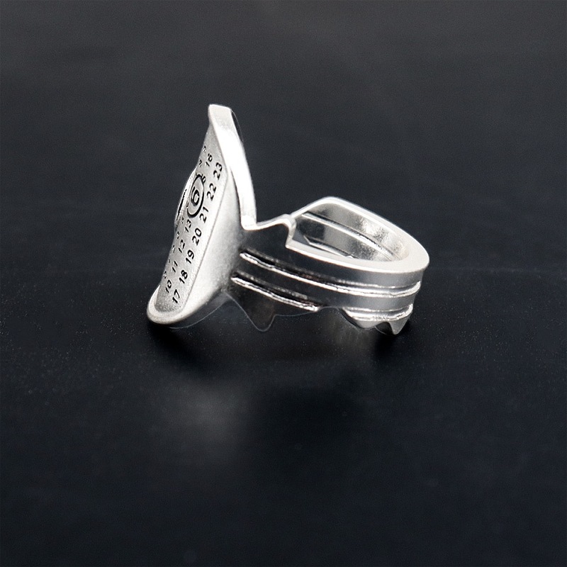 M Is N M R Ie A Jewelry · 2