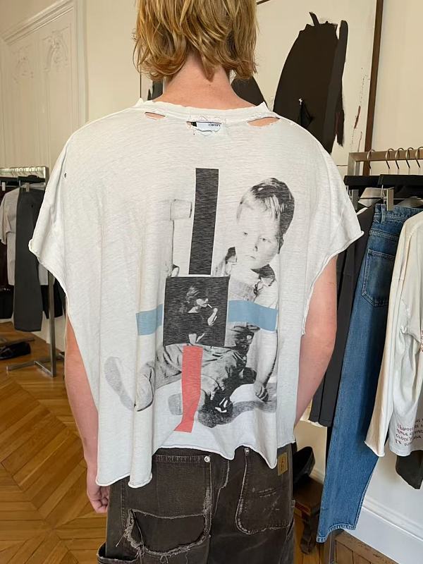 E.r.d T-shirt · 3