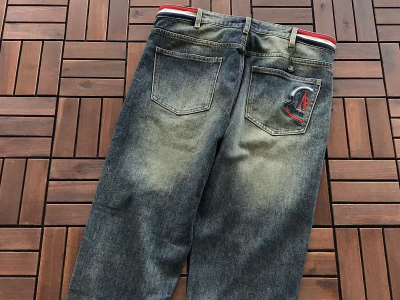 M R Jeans 7