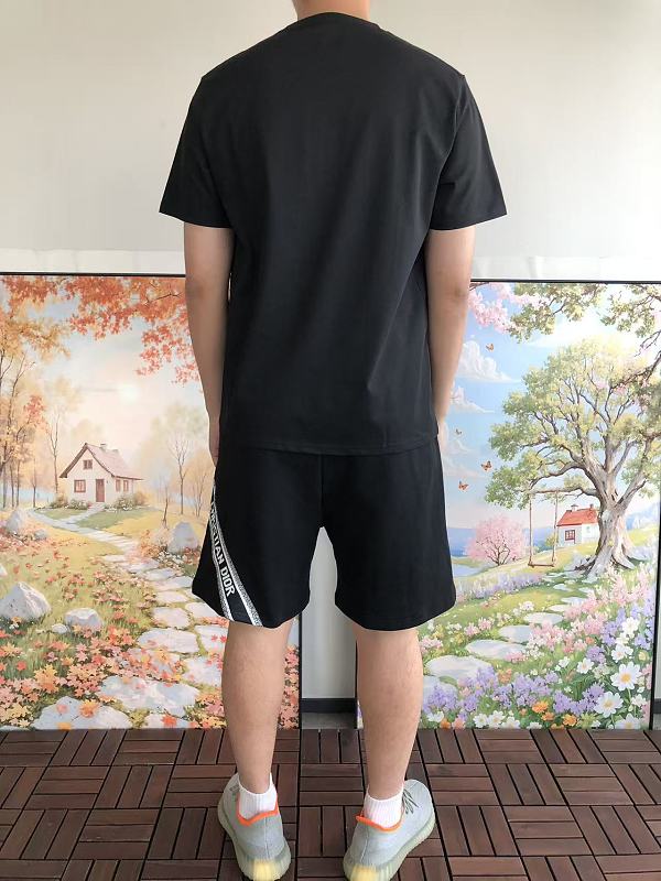 L O P A A T-shirt · 5