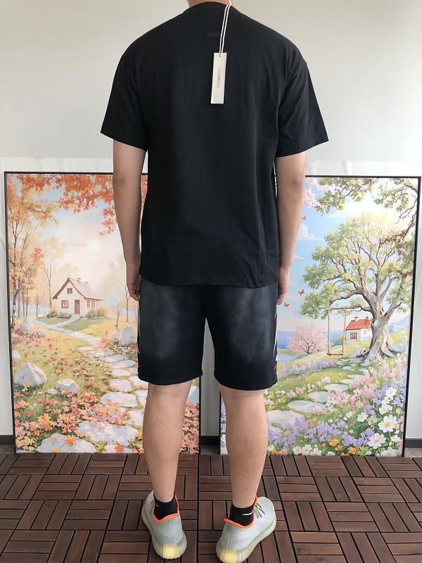 Essentials T-shirt 5