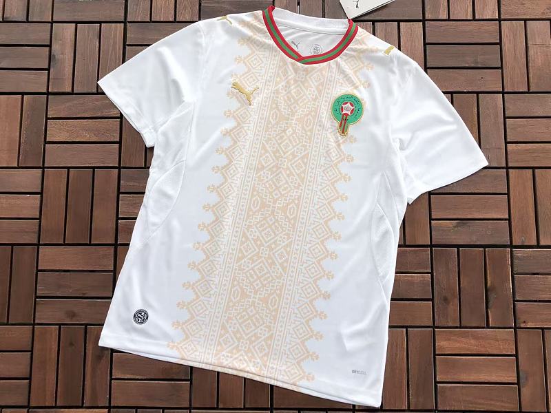 Football T-shirt · 5