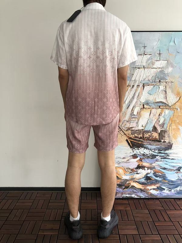 L T-shirt Shirt Shorts 5
