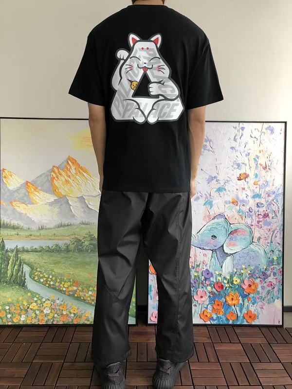 P La E T-shirt · 4