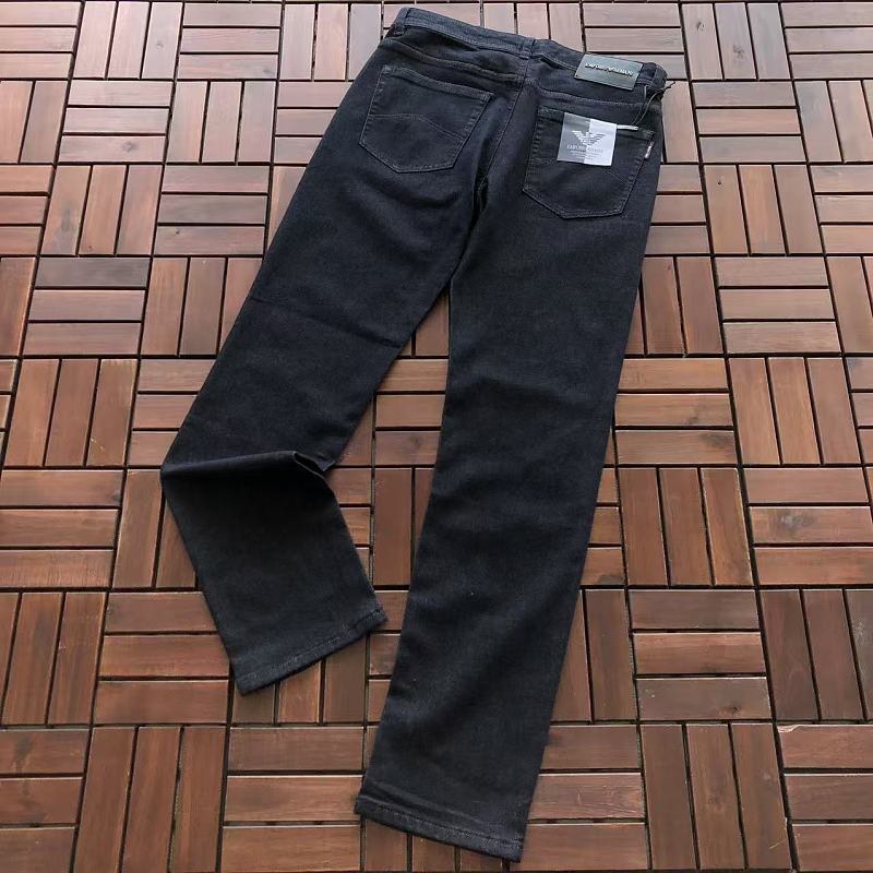 E P R A M N Jeans · 3